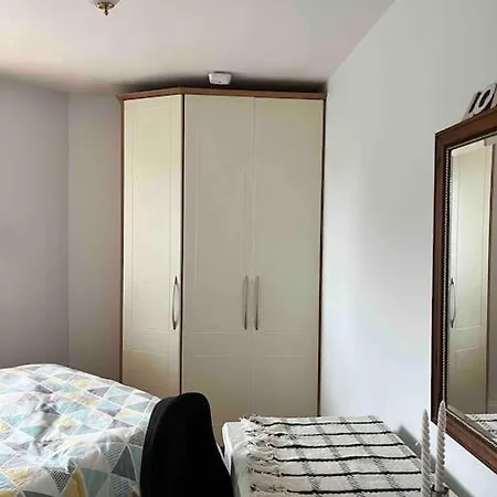 Nn House * دبلن